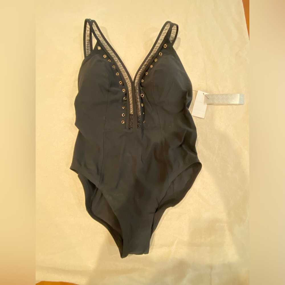 Amoressa swim wear size 12 never been worn
